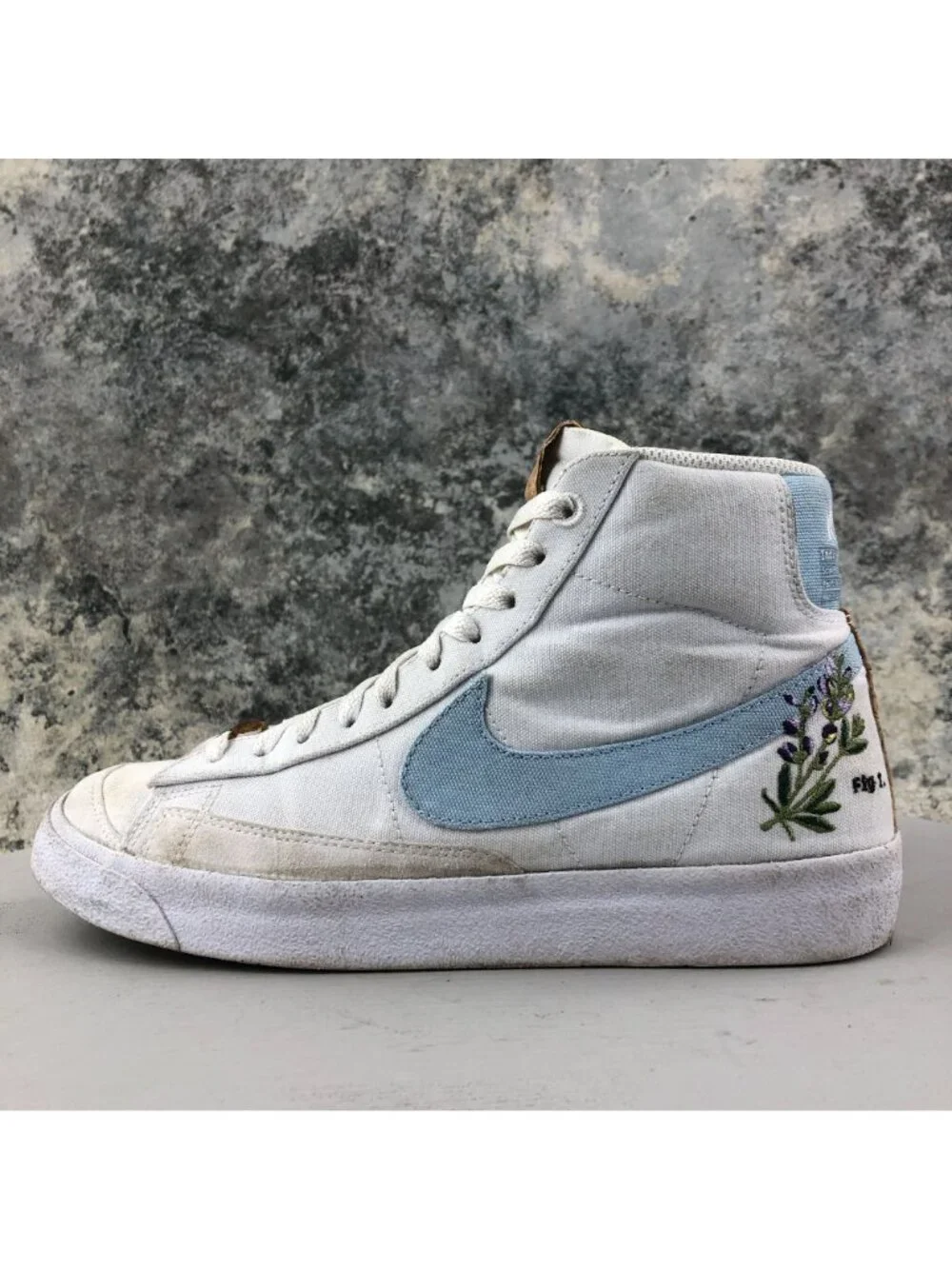 Nike Men's Size 8.5 Blazer Mid 77 White Indigo Blue Canvas Sneakers CI1166-100